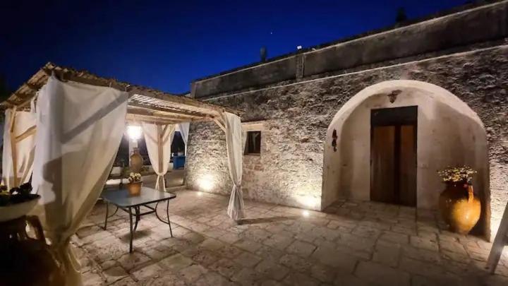 Valle D'Itria Trulli E Alcova Mikael Чистернино Екстериор снимка