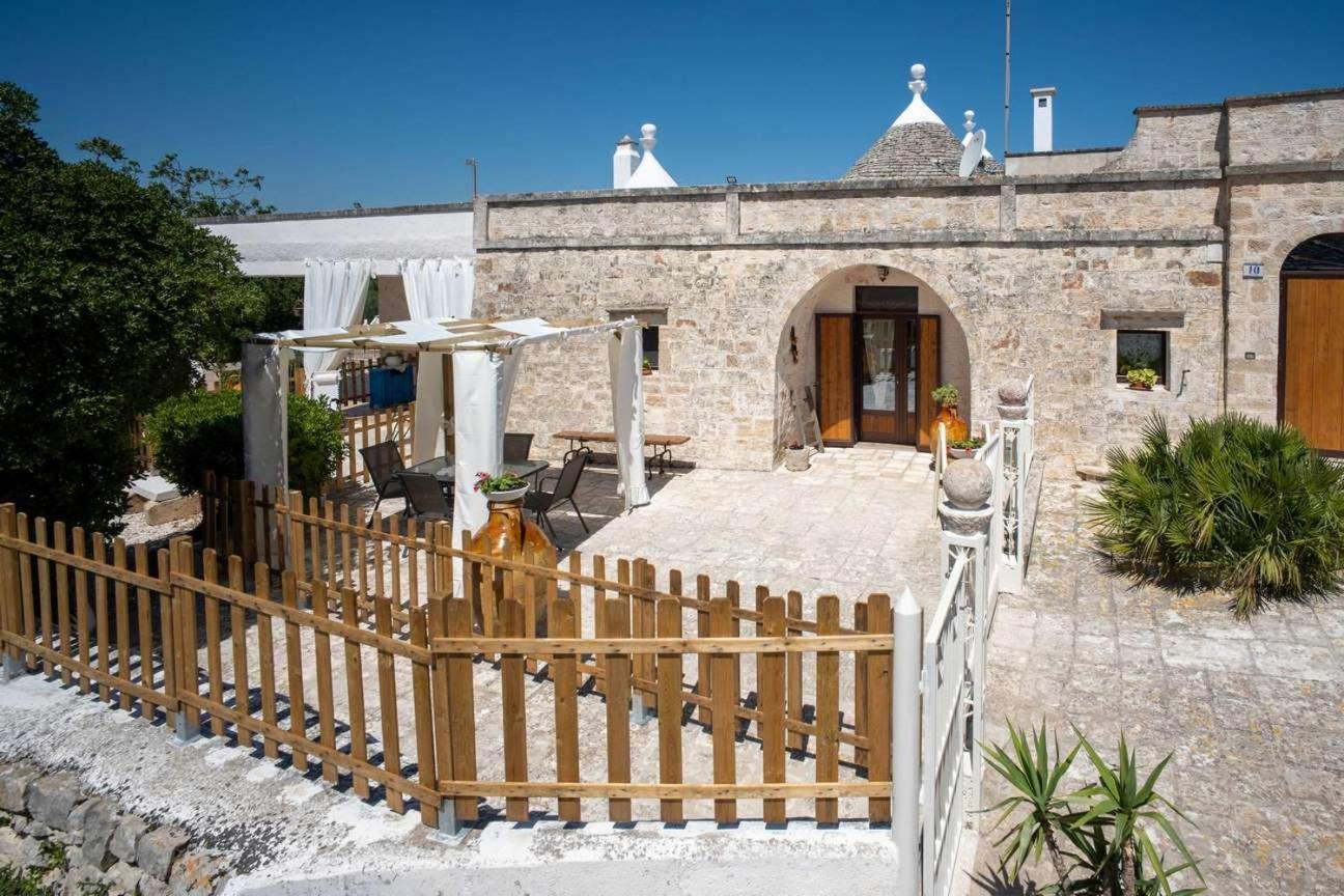 Valle D'Itria Trulli E Alcova Mikael Чистернино Екстериор снимка
