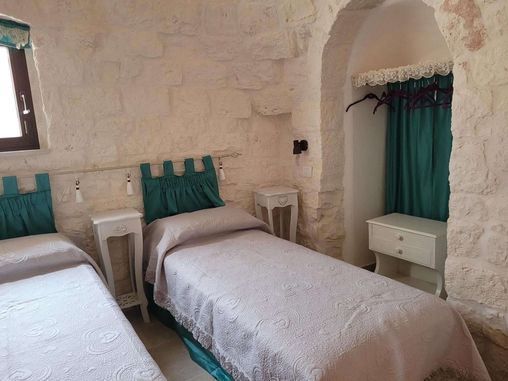 Valle D'Itria Trulli E Alcova Mikael Чистернино Екстериор снимка